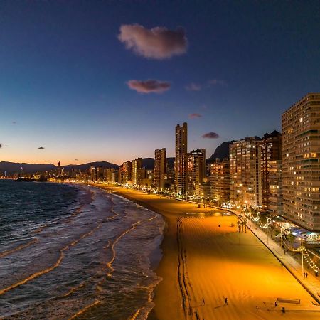 Beautiful Parque Loix 4 Bedroom Apartment Shared Pool, Tennis Court Benidorm Esterno foto