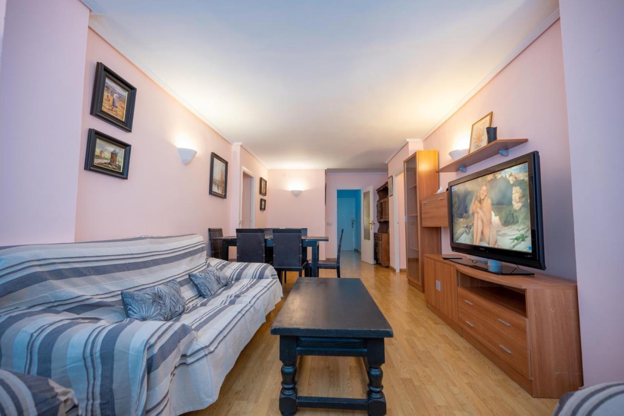 Beautiful Parque Loix 4 Bedroom Apartment Shared Pool, Tennis Court Benidorm Esterno foto