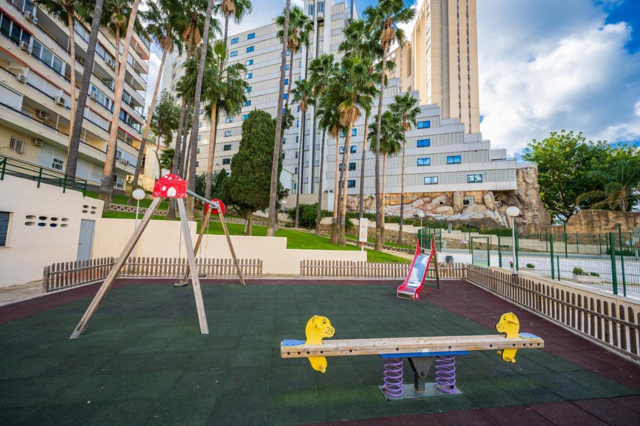 Beautiful Parque Loix 4 Bedroom Apartment Shared Pool, Tennis Court Benidorm Esterno foto